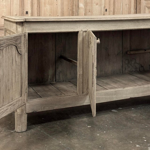 18th Century Country French Louis XIV Buffet in Stripped White Oak For Sale - Image 13 of 18