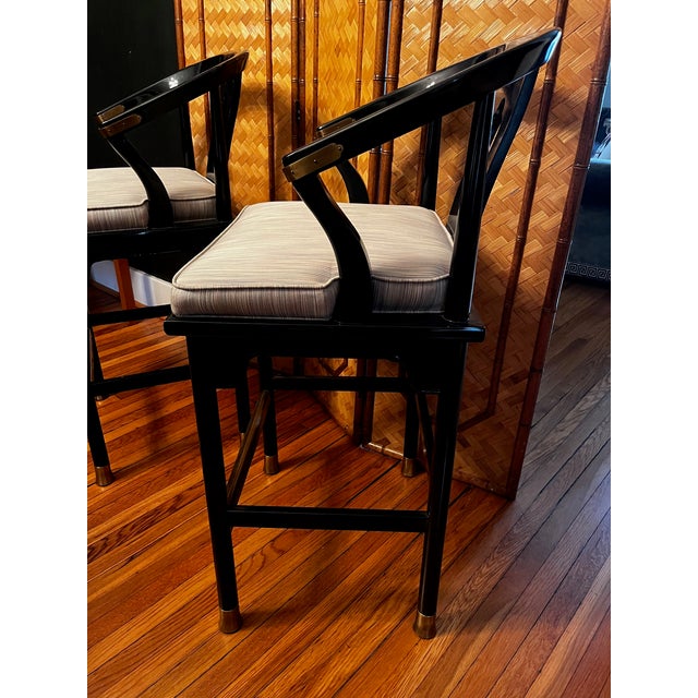 Mid 20th Century James Mont Century Black Lacquer 'Ming' Bar Stools - A Pair For Sale - Image 5 of 12
