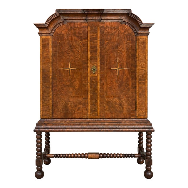 18th Century Elm Sideboard For Sale