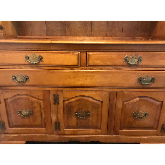 Cushman Furniture Colonial Style "Fairfield" Maple Buffet & China