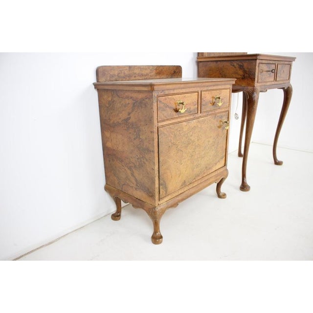 Art Deco Burr Walnut Vanity with Mirror and Cabinet, Czechoslovakia, 1920s, Set of 3 For Sale - Image 3 of 18