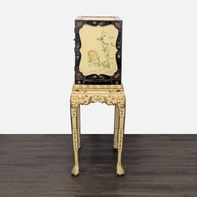 1990s Vintage Chinoiserie Lacquered Jewelry Chest For Sale - Image 5 of 11