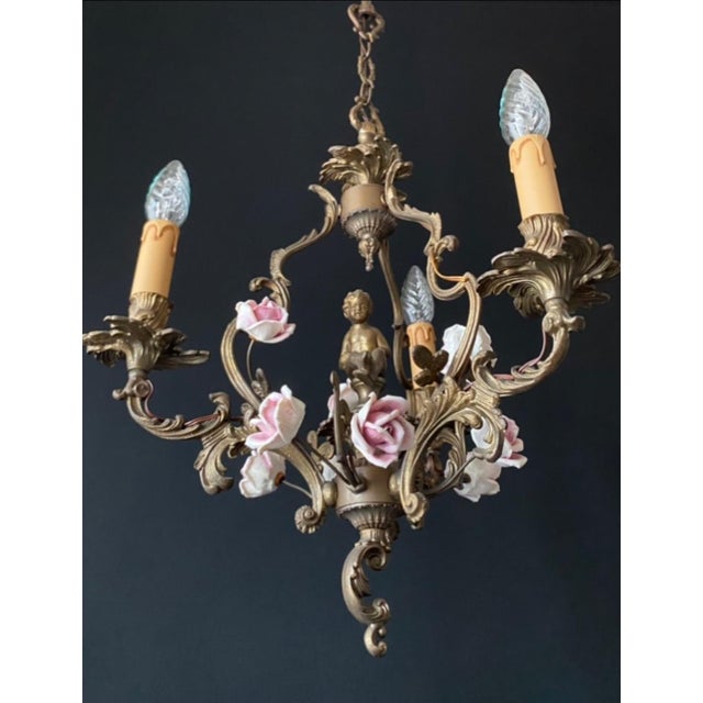 1960s Vintage Chandelier with Porcelain Roses, 1960s For Sale - Image 5 of 10