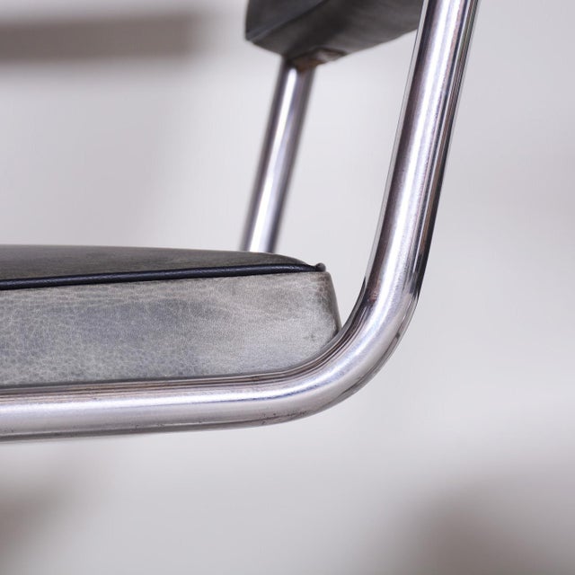 Vintage Tubular and Leather Armchairs by Ladislav Žák for Hynek Gottwald, 1930s, Set of 2 For Sale - Image 13 of 18