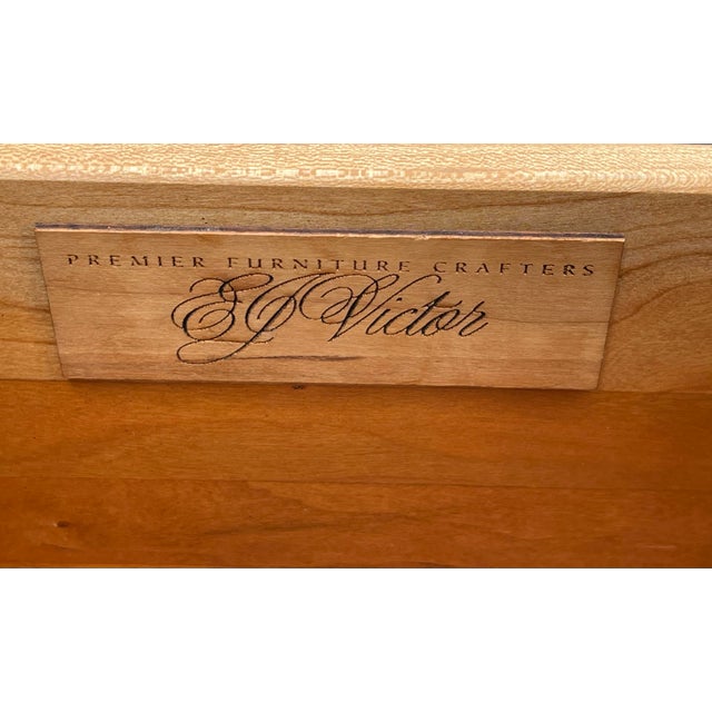 Chinoiserie 19th C Style Red Chinoiserie & Black Marble Commode - Newport Historic Mansion Collection For Sale - Image 3 of 7