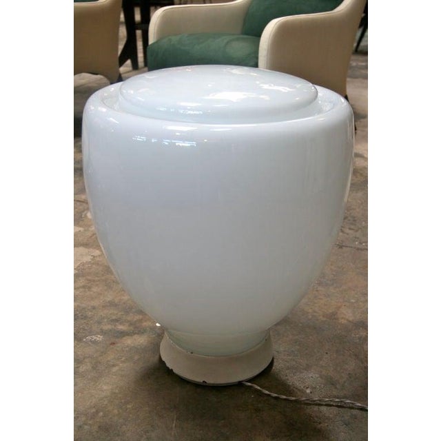 Claudio Salocchi Claudio Salocchi Milk Glass Table Lamp For Sale - Image 4 of 8