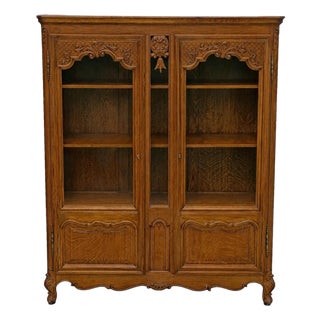 Antique 1900s French Tiger Oak Display Cabinet, Louis XV Style, Carved Glass Door Bookcase For Sale