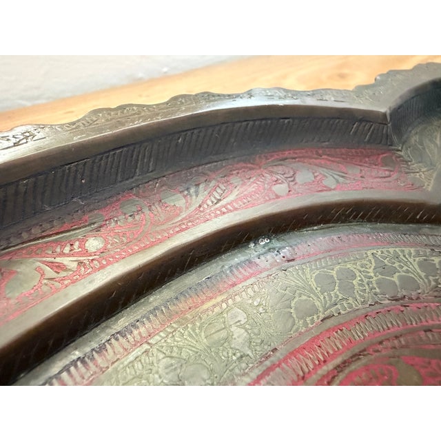 English Antique Indo Persian Brass Tray With Red Lacquer Inlay, Hand Etched Jaipur Brassware, Vintage Scalloped Handled Serving Tray For Sale - Image 3 of 9