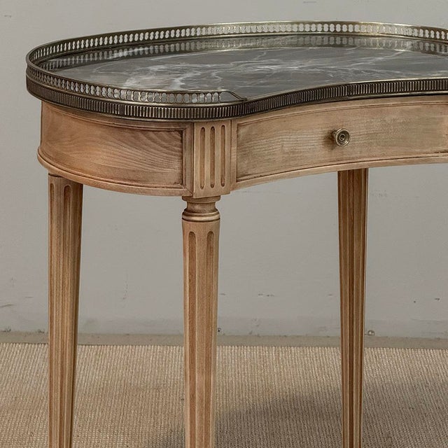 Sand Pair of Louis XVI Neoclassical Stripped Mahogany Side Tables With Bronze Trim For Sale - Image 8 of 18