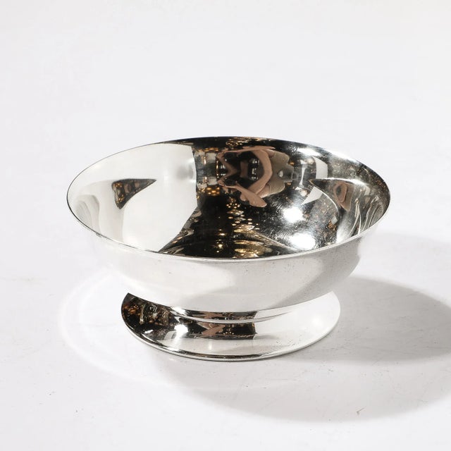 This well made Sterling Plate Bowl by D.W. Haber and Son NY originates from the United States during the 20th Century....