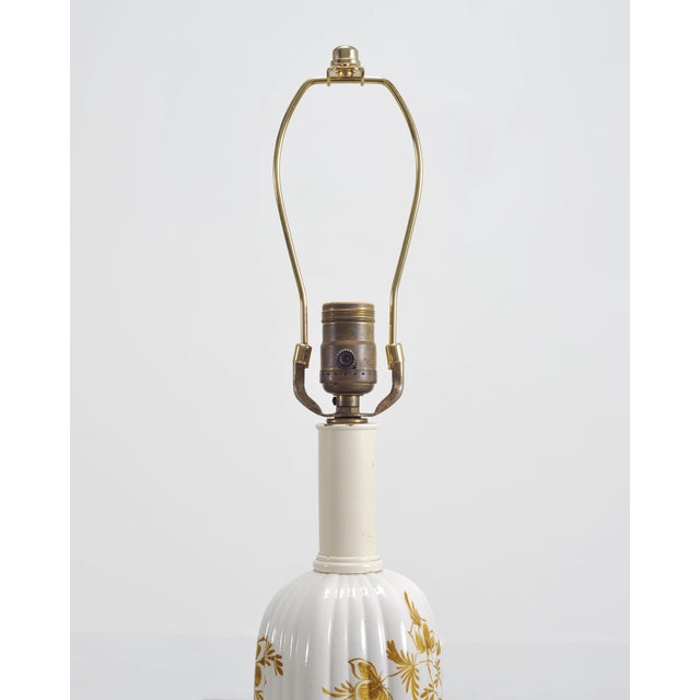 Pair of Wilshire House Porcelain Ginger Jar Table Lamps (No Shades Included) For Sale - Image 11 of 18