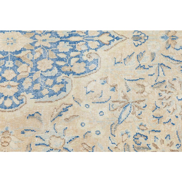 Antique Persian Kerman Wool Area Rug - Pale Blue and Ivory Medallion 10x15 For Sale In New York - Image 6 of 11