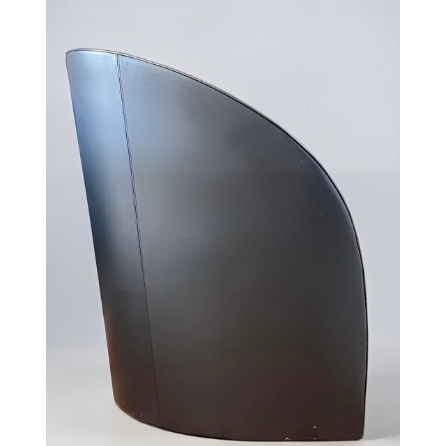 Poltrona Frau Italian Postmodern Club Chair in Black Pelle Frau Leather by Massimo & Lella Vignelli for Poltrona Frau, Italy, 1989 For Sale - Image 4 of 8