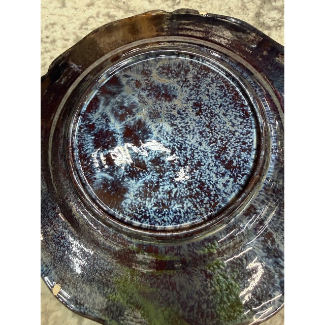 Early 18th Century Set of 6 Antique French Dieulefit Pottery Plate W/Reactive Glaze & Fluted Rim For Sale - Image 5 of 6
