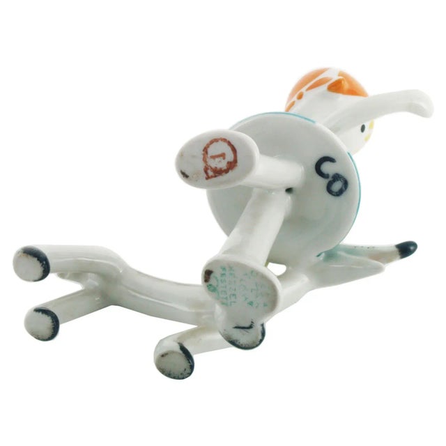 1930s Vintage Art Deco Porcelain Figurine from Hollóháza For Sale - Image 5 of 6