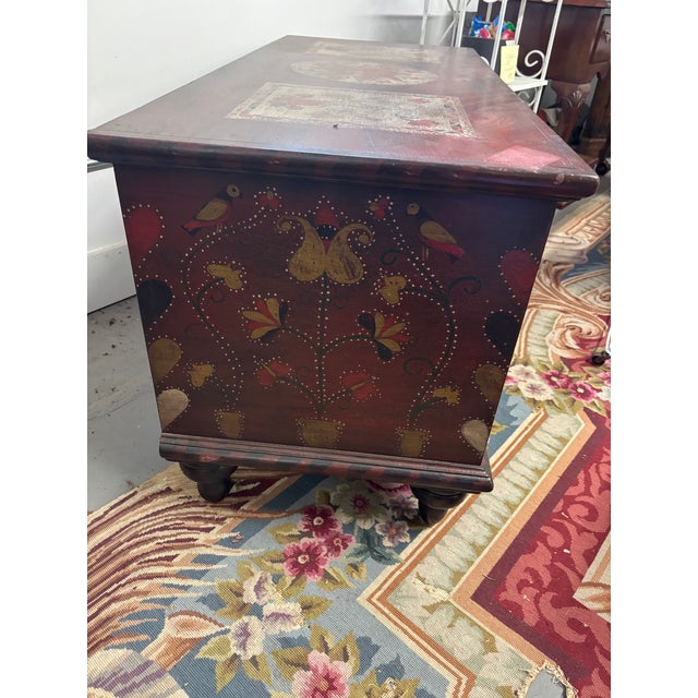1980s Pennsylvania Dutch Style Blanket Chest by Kathy Graybill For Sale - Image 5 of 14