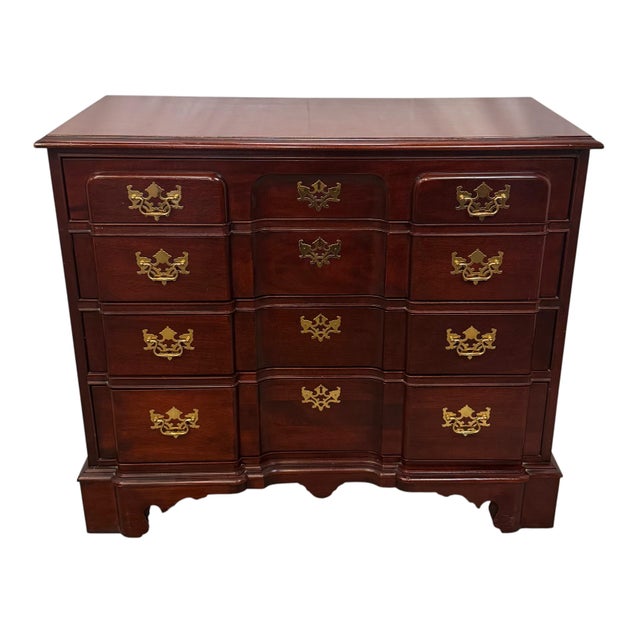 Vintage Federal Style Mahogany Block Front Chest of Drawers For Sale - Image 11 of 11