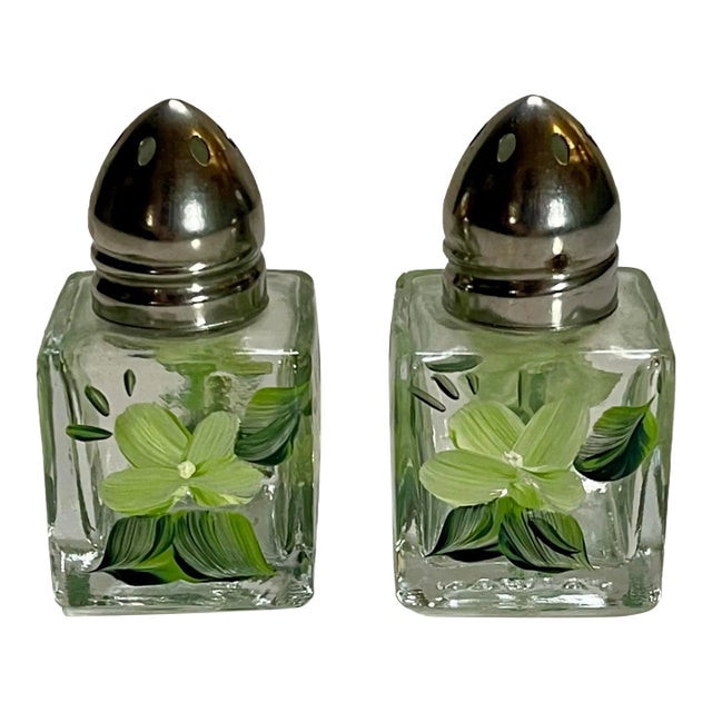 Late 20th Century Green Floral Salt and Pepper Shakers For Sale