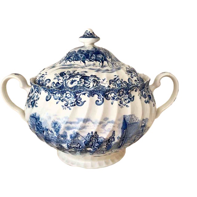 Large English Ironstone Coaching Scenes Collection Tureen from Johnson Bros, 1960s For Sale