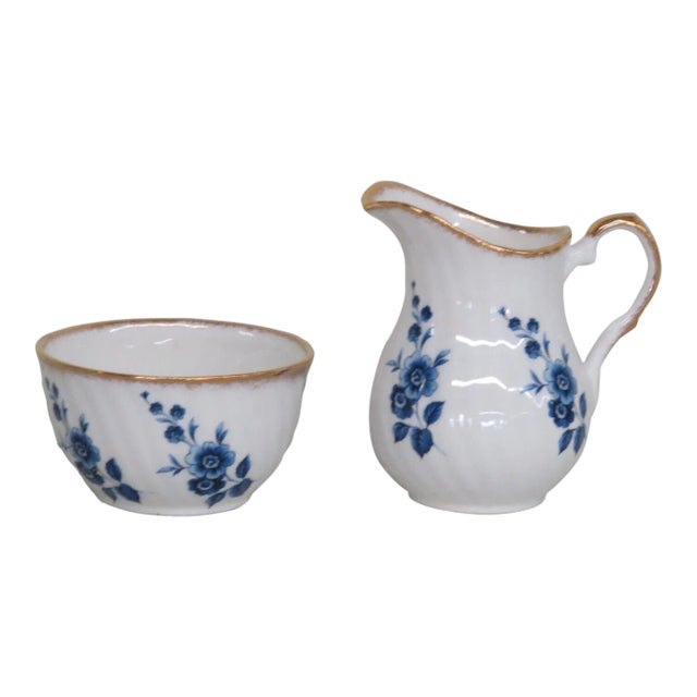 Elizabethan England Bone China Blue Floral Creamer and Sugar Bowl Set For Sale