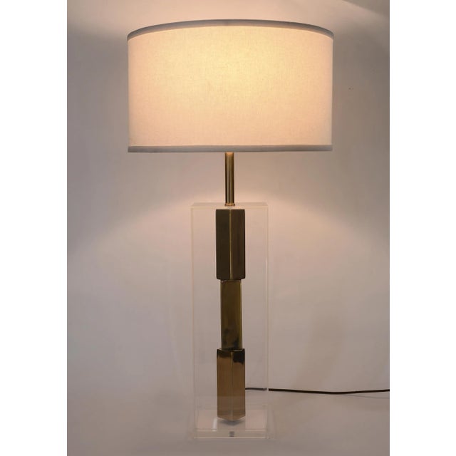 Mid Century Brutalist Laurel Brass & Lucite Table Lamp For Sale - Image 12 of 13