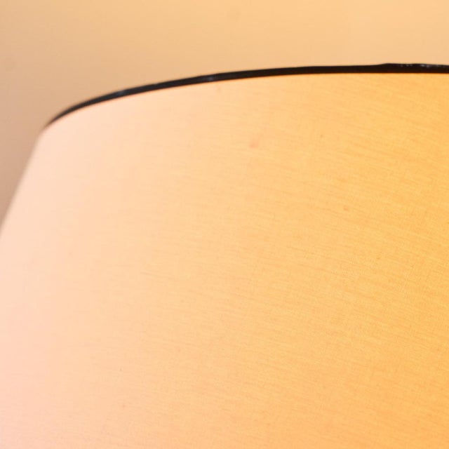 Black Neoclassical Table Lamp in Marble and Brass, 1970s For Sale - Image 8 of 12