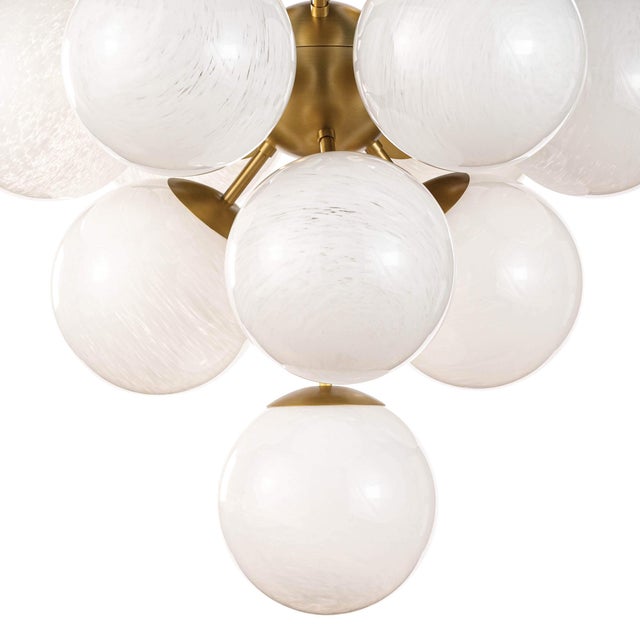 Traditional Regina Andrew La Dame Chandelier in Swirl Glass Natural Brass For Sale - Image 3 of 7