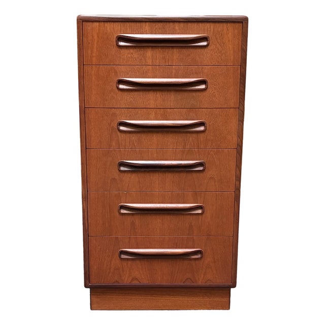 Mid Century Modern Teak "Fresco" Chest of Drawers by G-Plan Furniture, Uk c.1960 For Sale