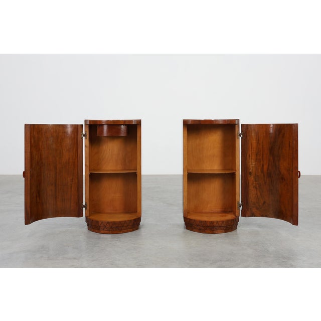 Italian Art Deco Walnut Nightstands, 1920s, Set of 2 For Sale - Image 10 of 18