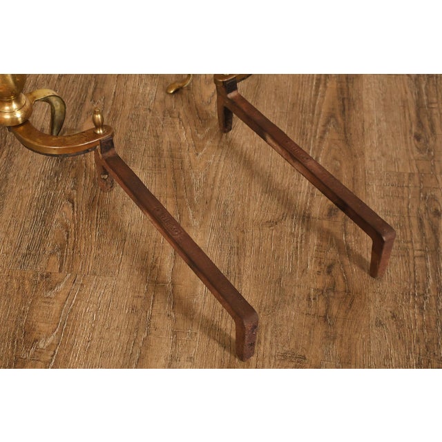 Puritan Federal Style Pair of Brass Andirons For Sale In Philadelphia - Image 6 of 18