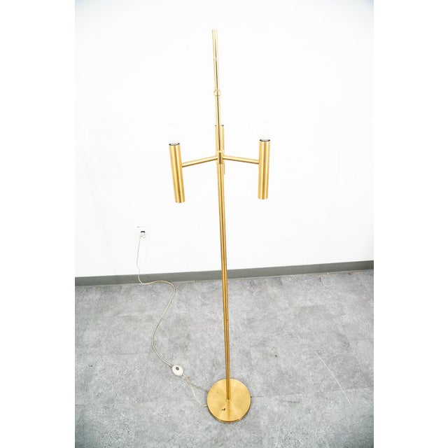 Vintage Mid Century Modern Floor Lamp Set Light Gold Brass 3 Light Atomic Round - a Pair For Sale - Image 11 of 12