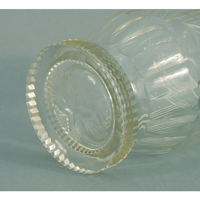 Art Deco From France: Art Deco Period Wheel-Cut Lightly Colored Exceptional Glass Vase For Sale - Image 3 of 5