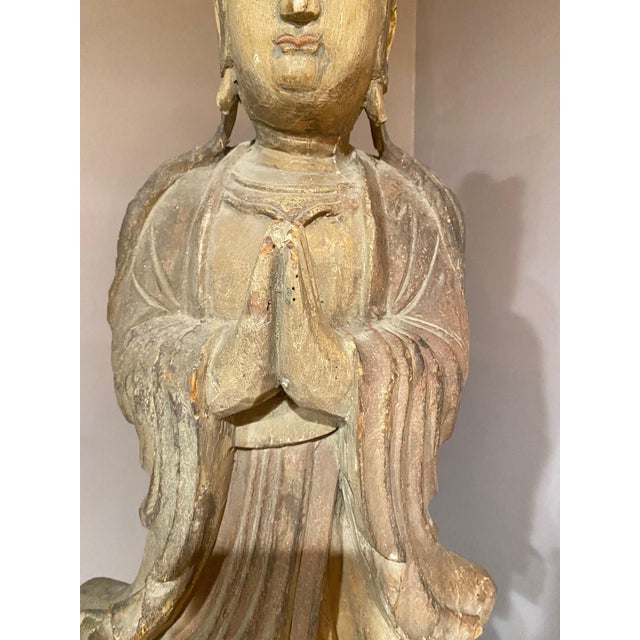Chestnut Hand‑Carved Wooden Guanyin / Bodhisattva Statue – 28” Vintage Asian Figure For Sale - Image 8 of 12