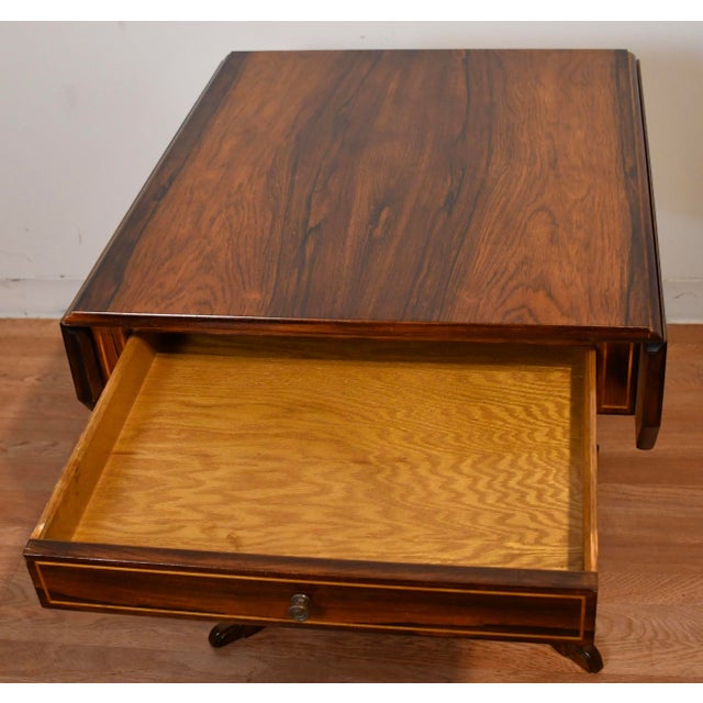 1900s Antique English Regency Rosewood Pembroke Drop-Leaf Side Table For Sale - Image 6 of 15