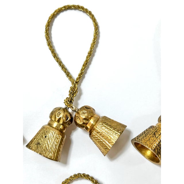 Vintage Brass Tassel Napkin Rings – Hollywood Regency Tabletop Decor, Entertaining Set of 6 For Sale - Image 4 of 6