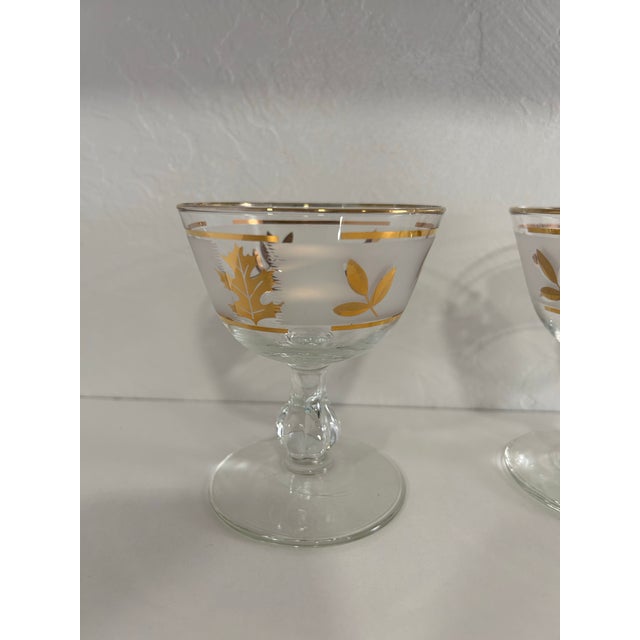 1950s Set of 5 Libbey Glass Golden Foliage Champagne Coupes or Dessert Glasses For Sale - Image 9 of 10