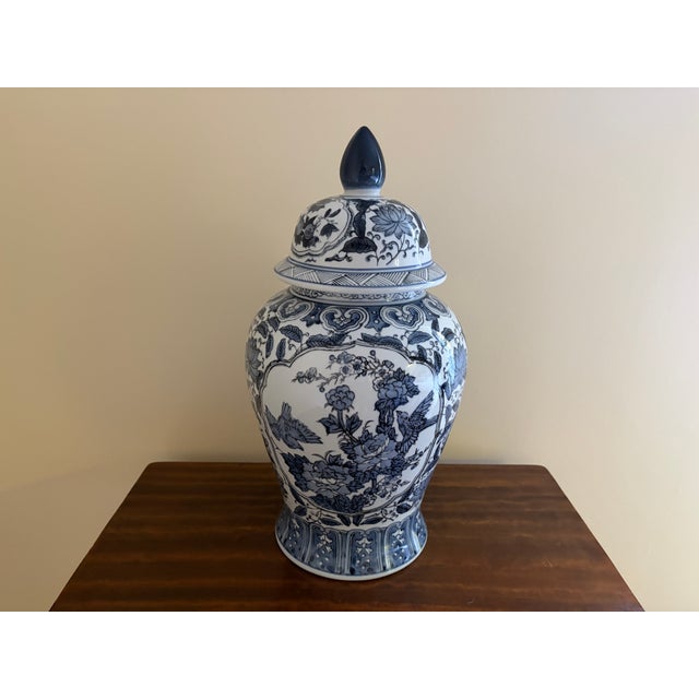 Ceramic Chinoiserie Large Blue and White Porcelain Ginger Jar For Sale - Image 7 of 10