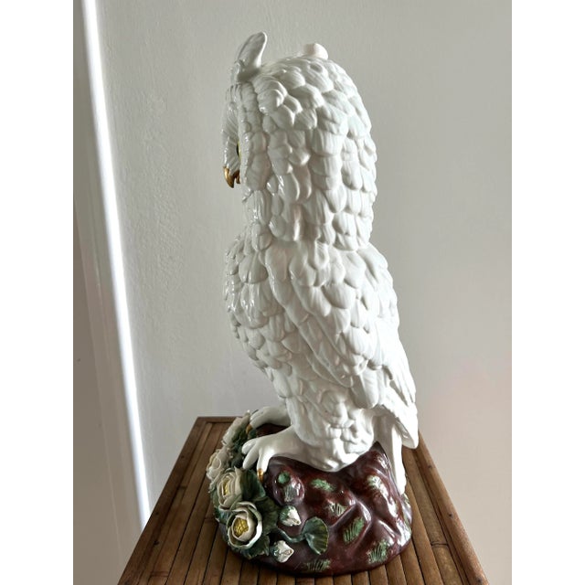 White Mid 20th Century Italian Mottahedeh Porcelain Large Owl For Sale - Image 8 of 13