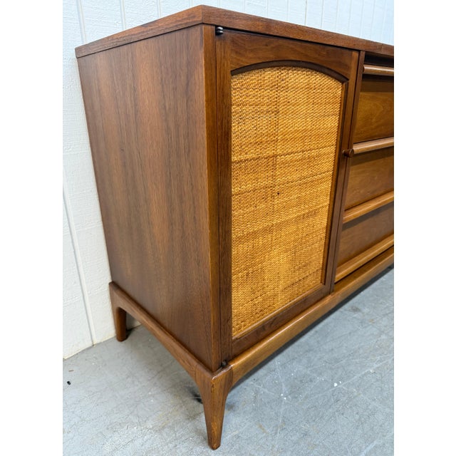Mid-Century Modern Lane Rhythm Walnut Sideboard For Sale In Philadelphia - Image 6 of 10