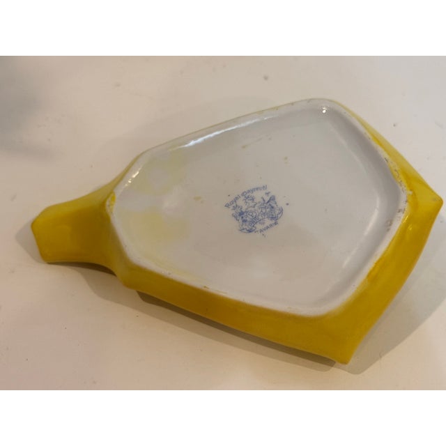 Early 20th Century Antique Royal Bayreuth Bavarian Yellow Porcelain Stork Candlestick & Trinket Dish/Ashtray Set - 2 Pieces For Sale - Image 5 of 12