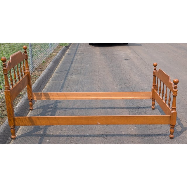 1980s Ethan Allen Heirloom Collection Traditional Cannonball Solid Maple Twin Spindle Bed Frame For Sale - Image 9 of 9