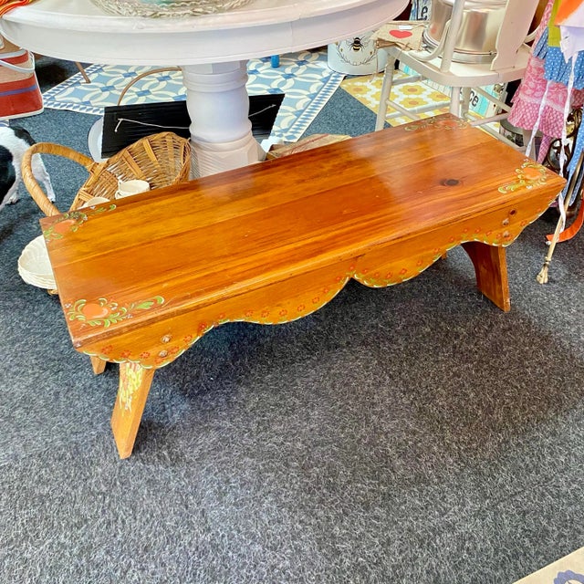 Wonderful and solid wood bench in the danish style. All the right curves and a light hand painted hearts, flowers and a...