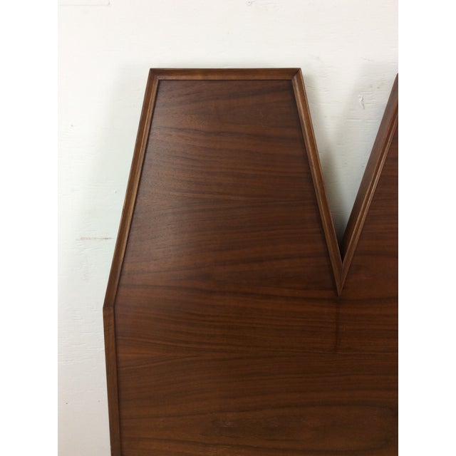 American of Martinsville Mid Century Modern Full Sized Headboard by Albert Parvin for American of Martinsville For Sale - Image 4 of 12