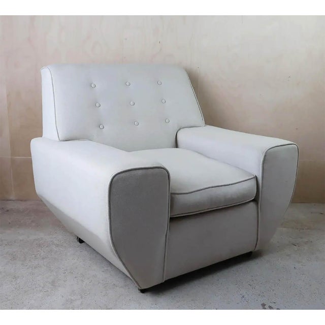 Vintage English Linen Covered Lounge Chairs, 1965, Set of 2, in Good conditions. Designed 1960 to 1969