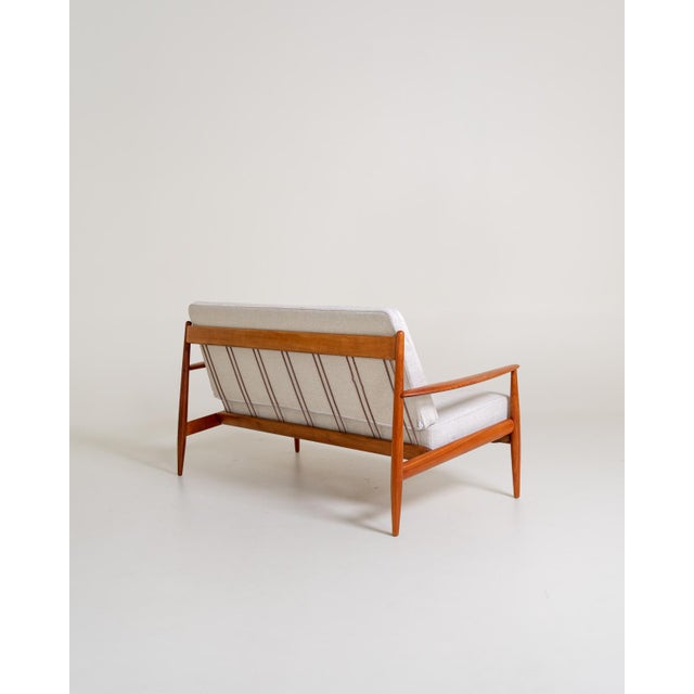 Model 118 Sofa by Grete Jalk for France & Daverkosen, 1950s For Sale - Image 9 of 13