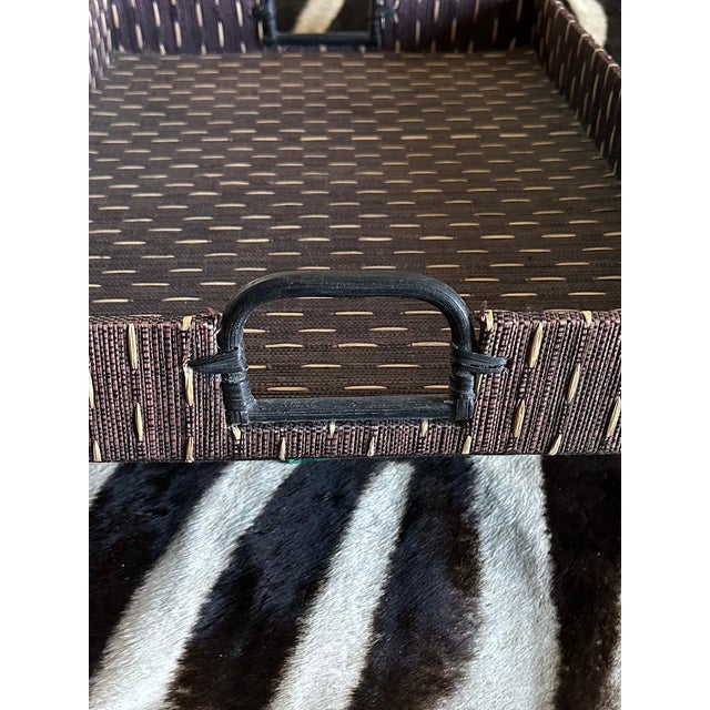 1990s Vintage Large 21” Chocolate Brown & Tan Grasscloth Tray With Blackened Wood Handles For Sale - Image 5 of 17