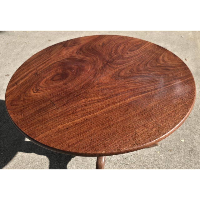 Mid 18th Century Antique English Regency Mahogany Round Tilt Table, 18th Century For Sale - Image 5 of 14