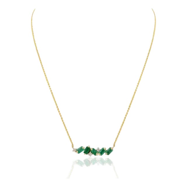 1.32ct Emerald Bar Pendant Necklace With Diamonds in 14k Yellow Gold For Sale