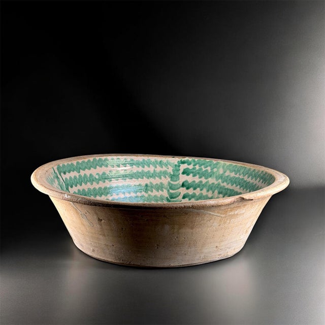 Stunning extra-large Fajalauza lebrillo from Granada, dating to the late 18th – early 19th century. This exceptional piece...