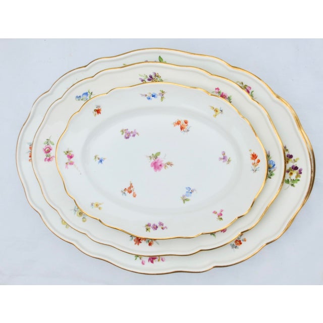 Meissen Scattered Flowers Service Pieces- 6 Pieces For Sale - Image 9 of 11